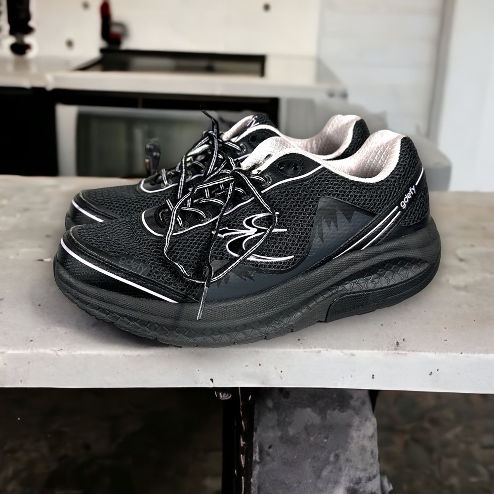 G-defy Gravity Defyer Mighty Walk sneakers back/knee pain relief women's 7.5M